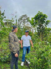 Load image into Gallery viewer, Colombia-La Estrella Farm Geisha Lot 3 Washed