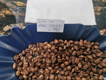Cargar imagen en el visor de la galería, Panama-Santos Cafe Lot L26 Geisha Kveik yeast Natural Dark Room
